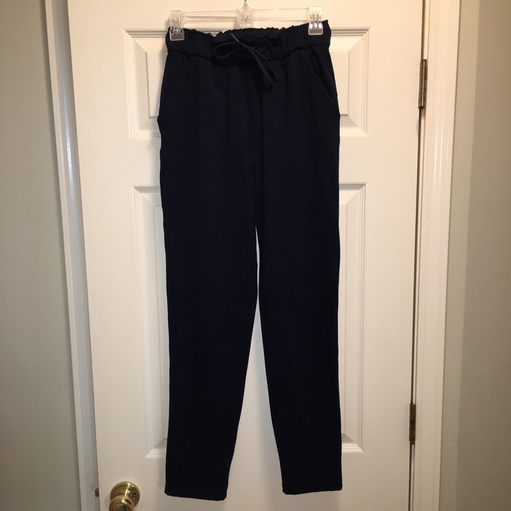 Lululemon Pants With Elastic Waistband
